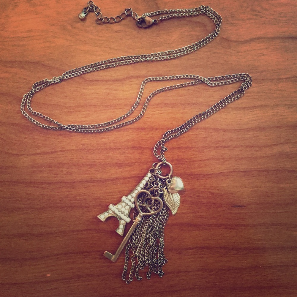 Long gold accent necklace